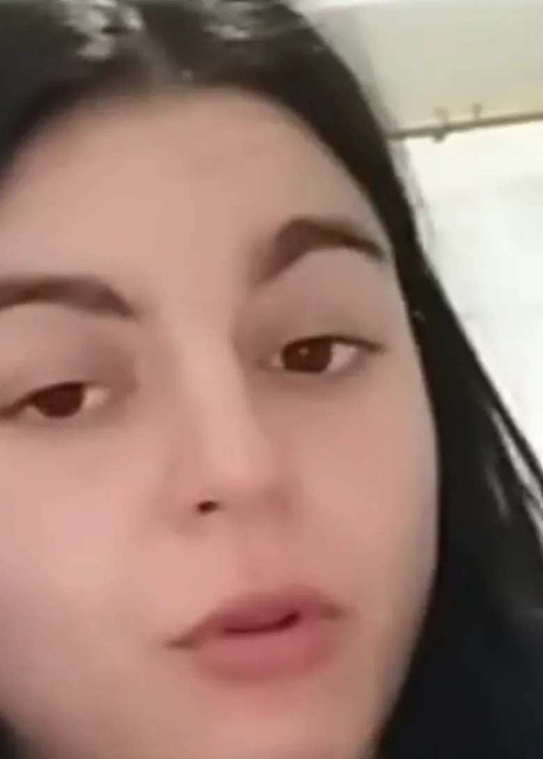 Vanesa, alumna del método, contando su experiencia